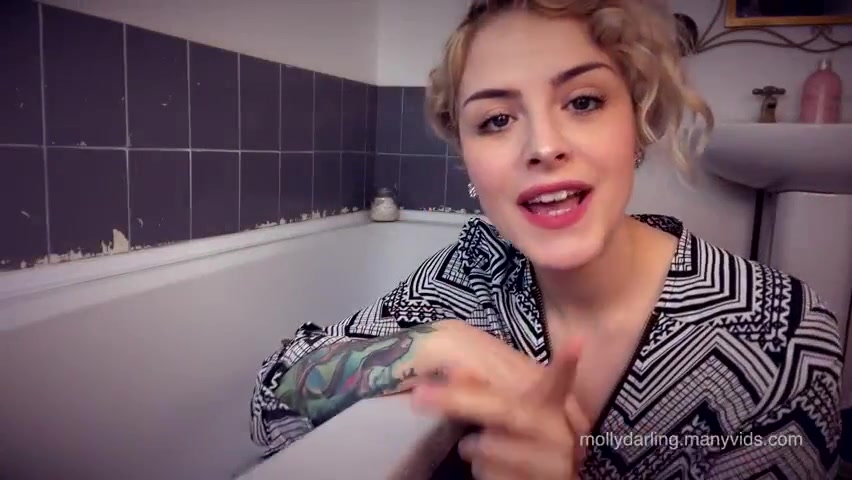 Molly Darling - Bathtime With Mommy