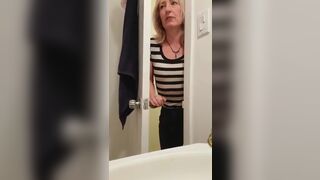 Buttiloveyou – Mom Catches Son Masturbating