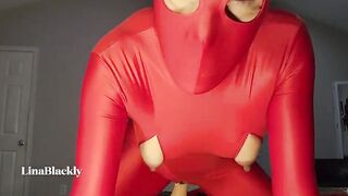 LinaBlackly - Mommy’s Red Zentai Seduction