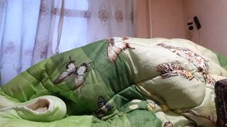 We got caught having sex under the covers - Lesbian-illusion