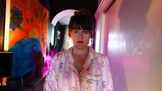 Sydney Harwin - Getting back with Mommy