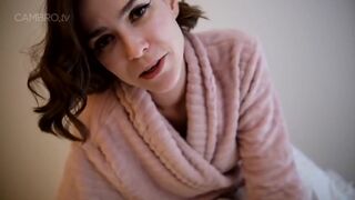 HelloAlice - Mommy gaslighting you 2