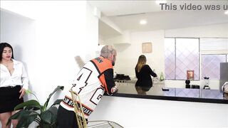 I FUCK A WHORE IN FRONT OF MY WIFE WITHOUT HER NOTICING - FELIPE SKULL