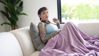 Hot goth housewife cheats with her husbands best friend - Tigerlilly & Lev Lieben